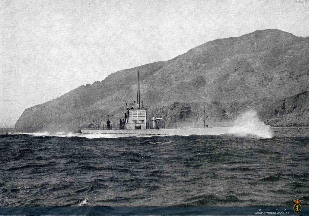 El C-3 durante las pruebas de mar. El submarino sería entregado a la Armada el 4 de mayo de 1929.